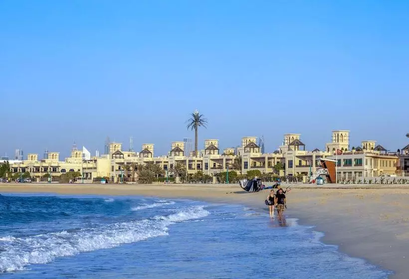 هتل Roda Beach Resort