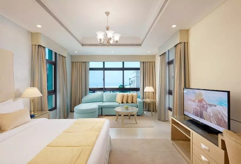 هتل Roda Beach Resort