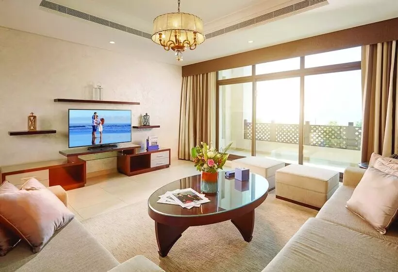 هتل Roda Beach Resort