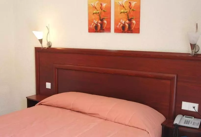 ホテル Xenios Loutra Village Beach