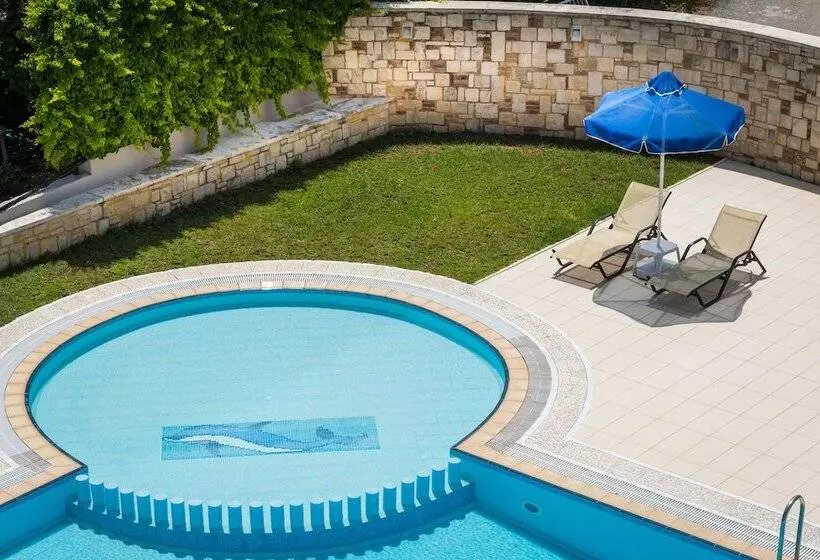 Irini Stalos Apartments