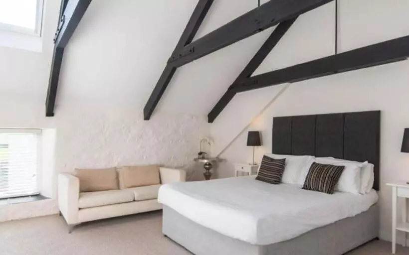 استراحتگاه Cape Cornwall Club