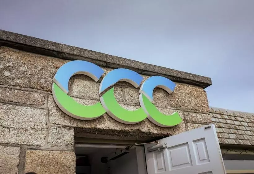 استراحتگاه Cape Cornwall Club
