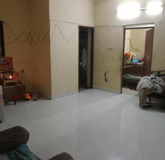 ユースホステル Kalyani Dwarka Illam