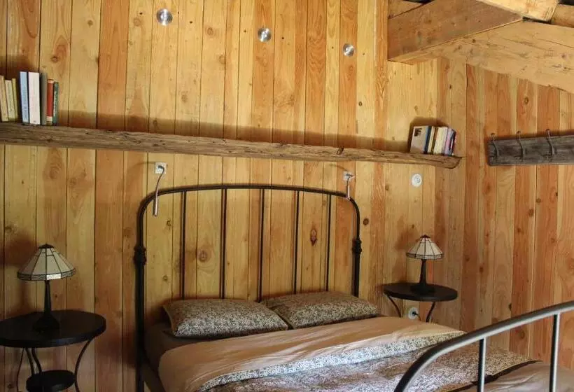 ベッドアンドブレックファースト Fount Estremiero