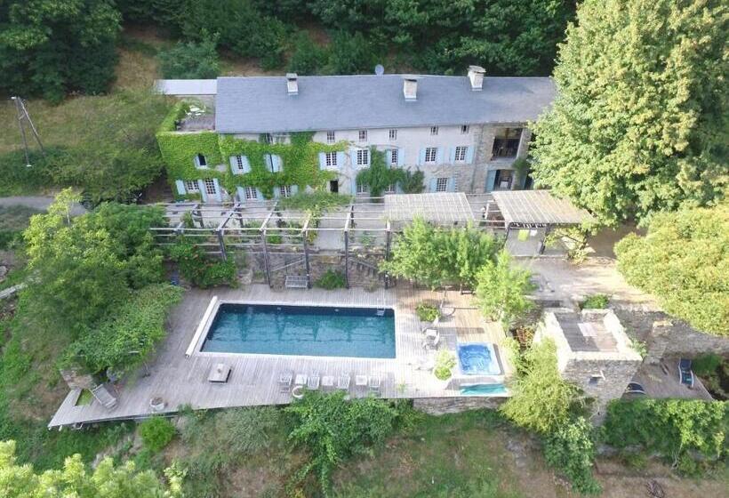 ベッドアンドブレックファースト Fount Estremiero