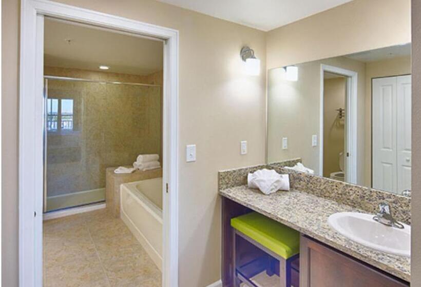 Holiday Homes 2 Rooms 4 Beds 2 Bathrooms 8 Occupants