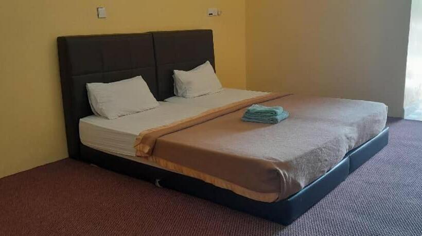 Hotel Alia Tiara River And Beach Resort