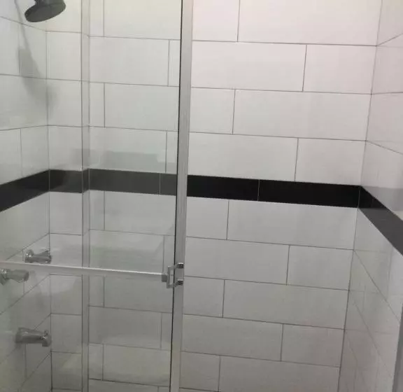 هتل Misbhaven Resort And Spa