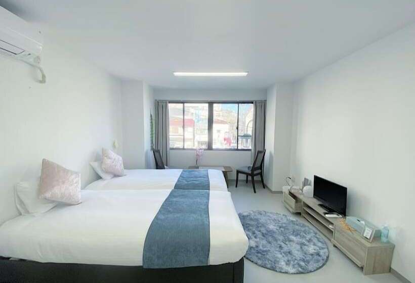 Hotel The Moon Atami