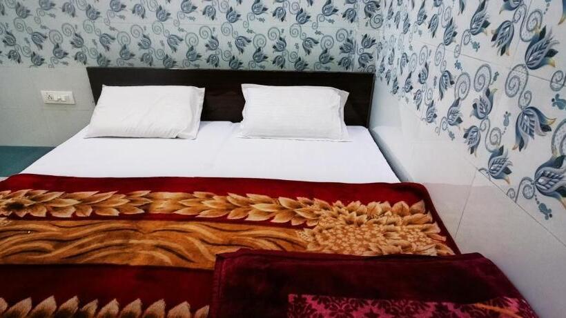 ペンション Badami Devi Shramti Sadan