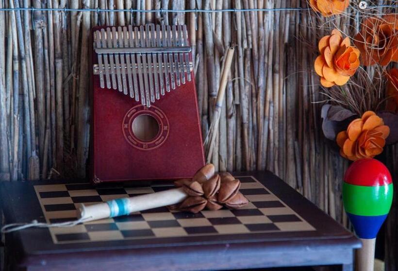 پانسیون Hay Barn Unique Experience Visole