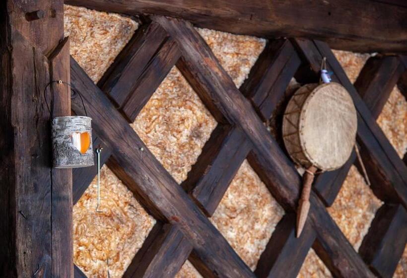 پانسیون Hay Barn Unique Experience Visole