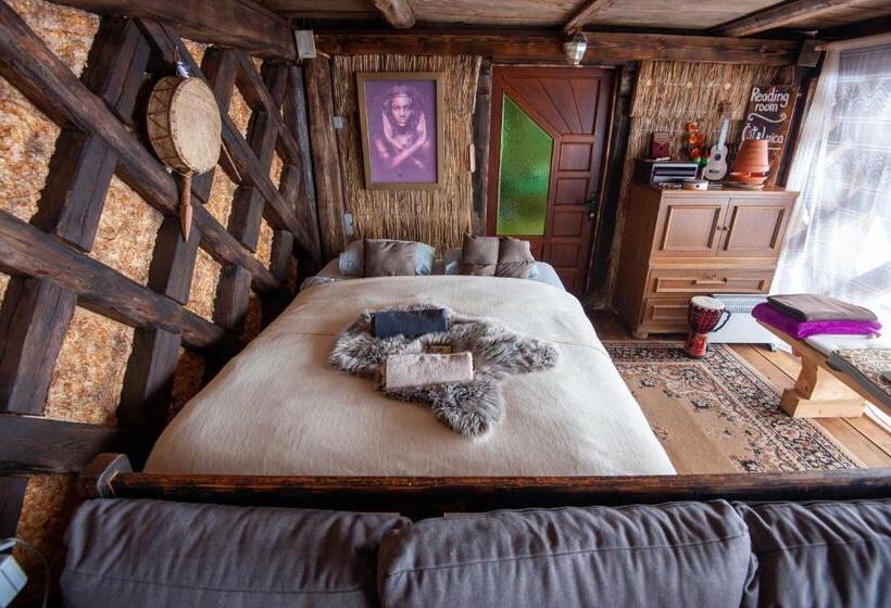 پانسیون Hay Barn Unique Experience Visole