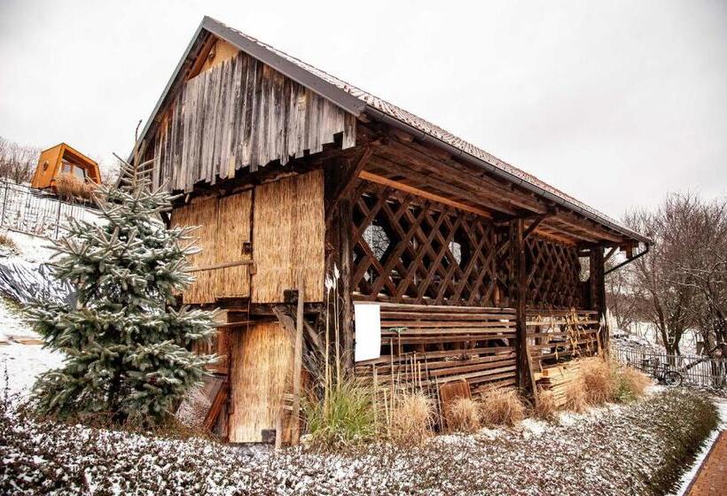 پانسیون Hay Barn Unique Experience Visole