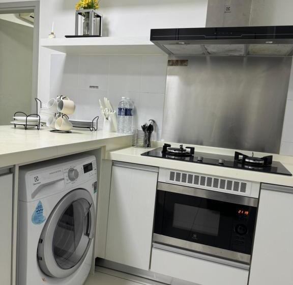 بنسيون Hstay Sutera Avenue 2bedroom By Aida