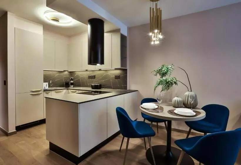 Sun Hill Luxury Suites