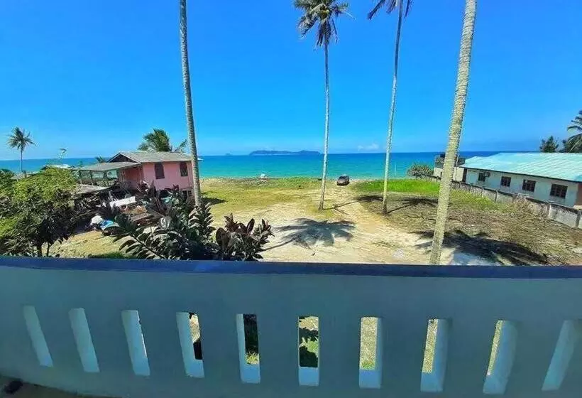 Retkeilymaja Aqil Beach Inn