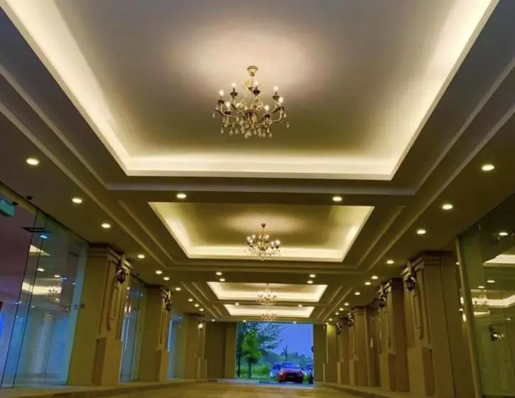 Aamiaismajoitus (B&B) Cozy Suite   Near Utar   Champs Elysees Kampar