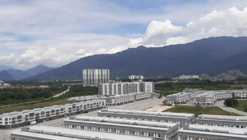 Bed and Breakfast Cozy Suite Near Utar Champs Elysees Kampar