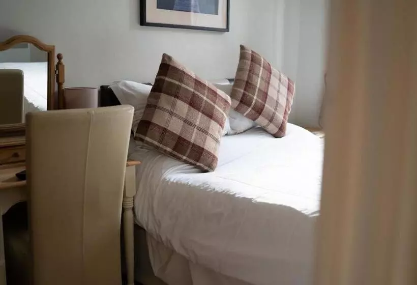 Aamiaismajoitus (B&B) The Ship Inn