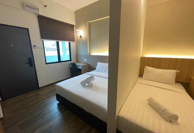 Dj Citi Plaza Hotel & Suites