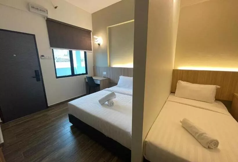 Dj Citi Plaza Hotel & Suites