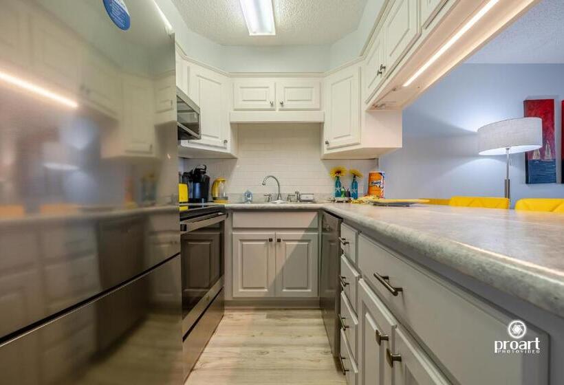 Hello Sunshine Steps To The Beach