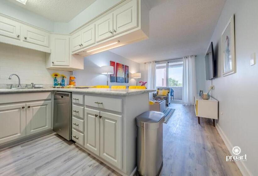 Hello Sunshine Steps To The Beach