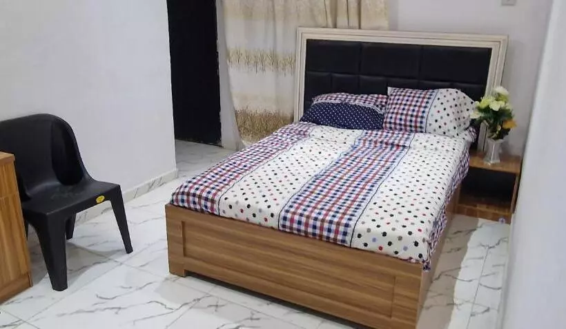 هتل Femlister Lodge