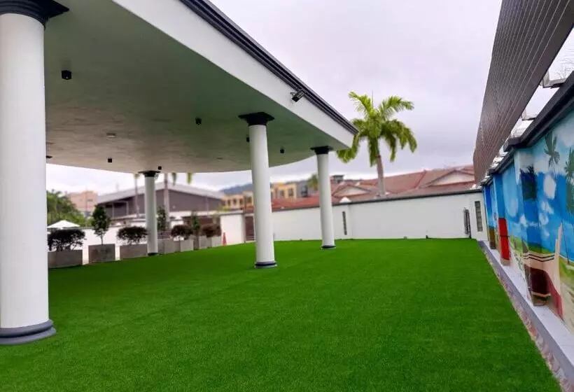 هتل Lestari Inn Residence