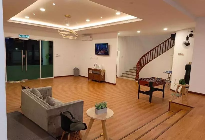 هتل Lestari Inn Residence