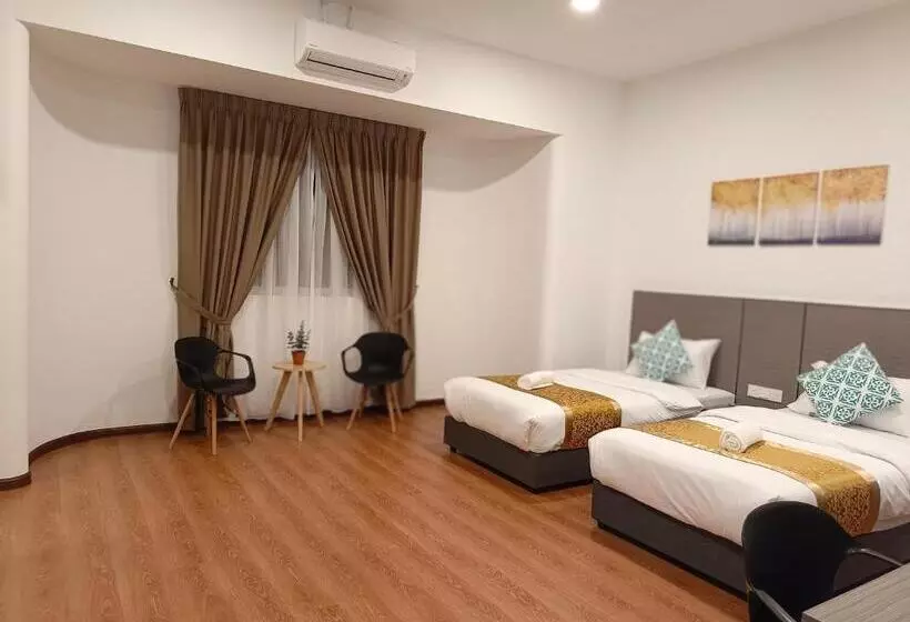 هتل Lestari Inn Residence