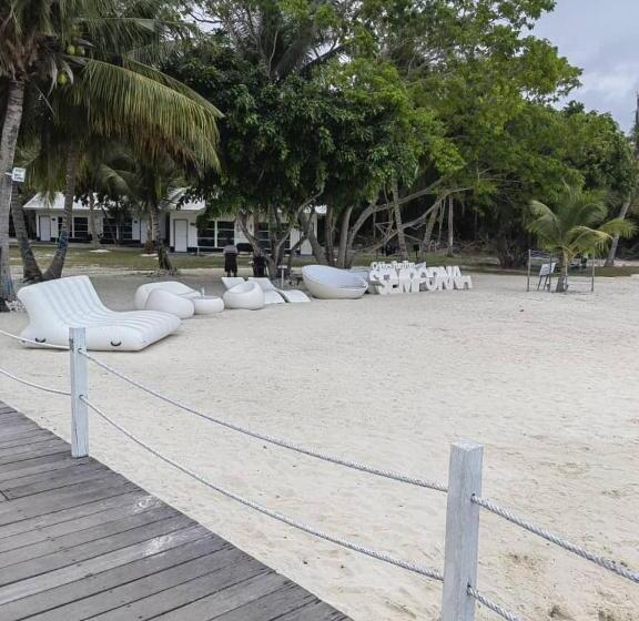 فندق Pom Pom Celebes Beach Resort邦邦岛西里伯斯度假村