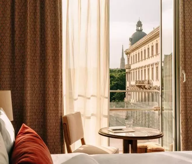 هتل The Hoxton Vienna