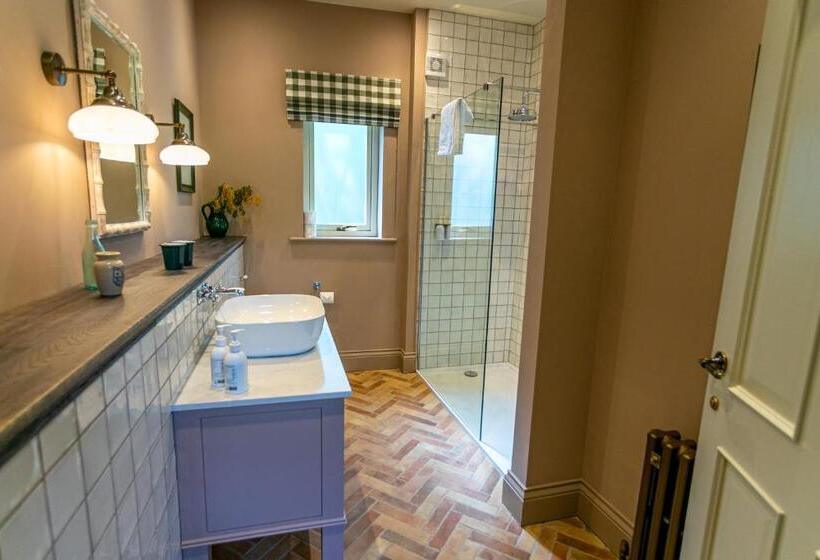 호텔 The Kirkstyle Inn & Sportsman Rest