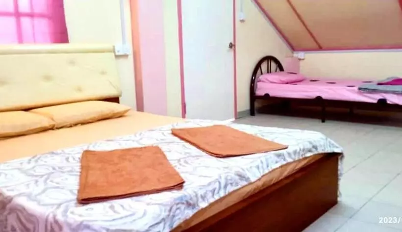 ペンション Dongorit Cabin Deluxe Room