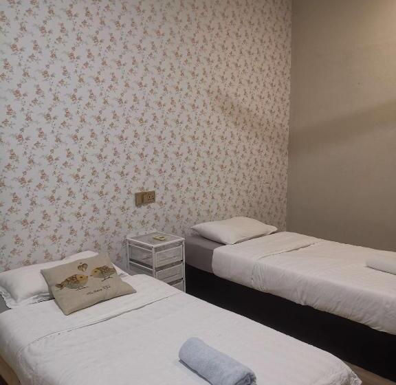 پانسیون Wayton Express