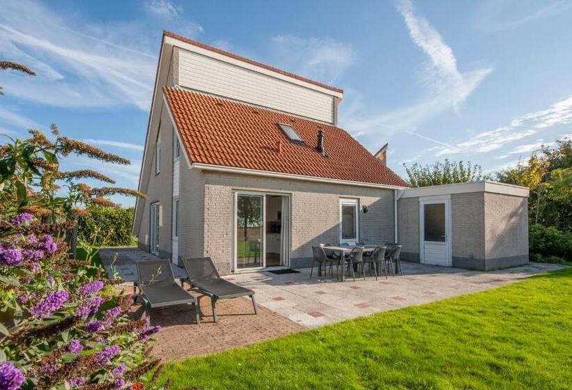 リゾートホテル Summio Zeeland Village