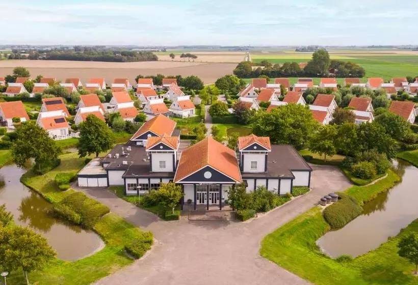 Lomakeskus Summio Zeeland Village