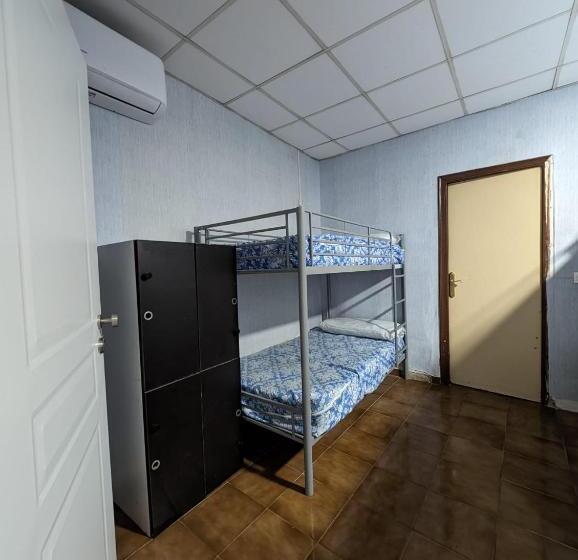 هاستل Acho Rancho