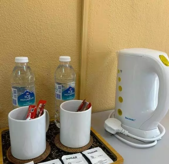 ユースホステル Rhu Dormitory