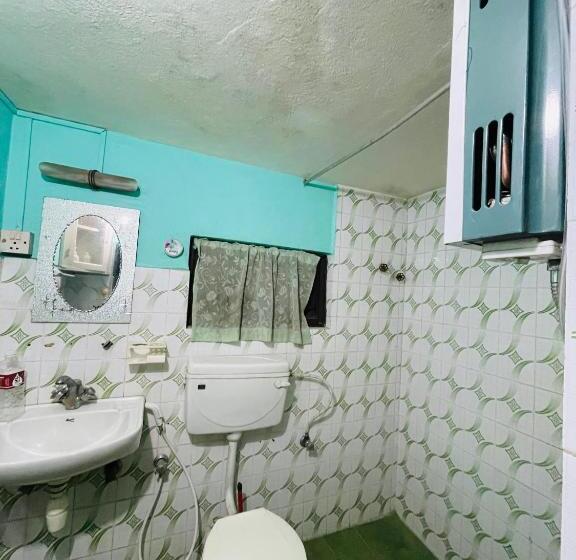 هتل Heranya Hostel