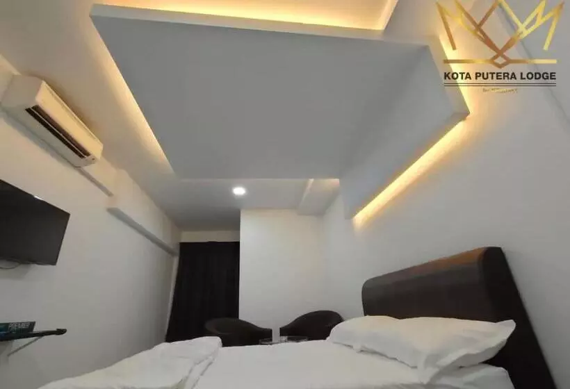 Hotelli Kota Putera Lodge