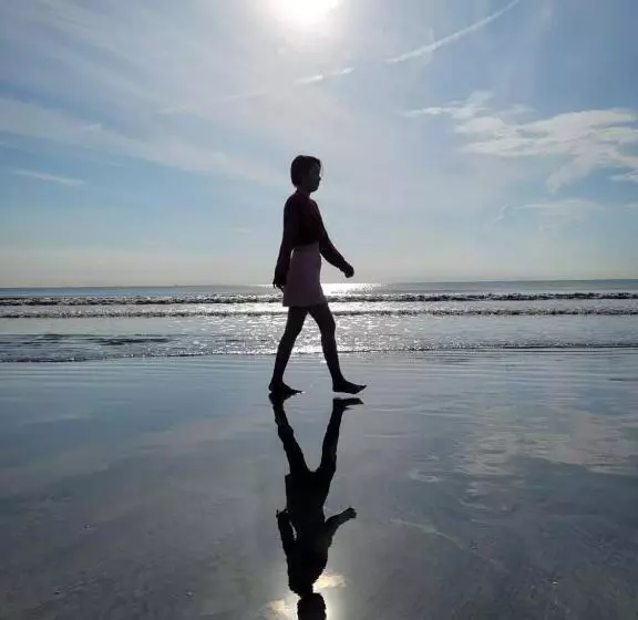 Hotelli Puteh Timurbay Beachfront Private Suite Kuantan