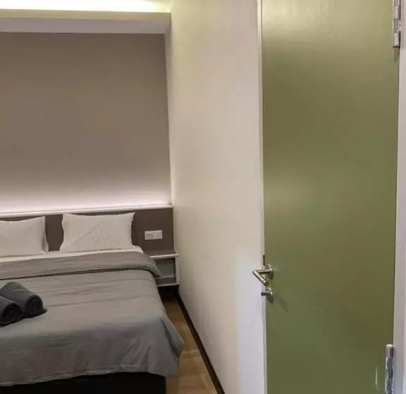 Lavie Hotel & Apartment