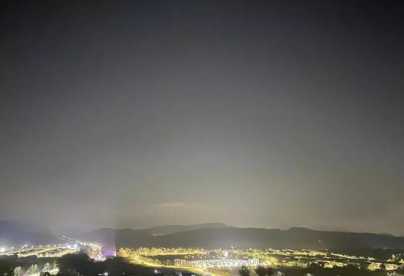 پانسیون Jugi Suite @ Horizon Sepang Klia