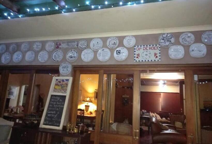 Pensionat Op De Hoek Guesthouse