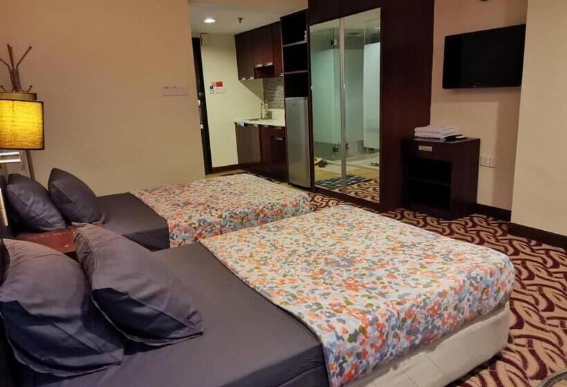 Stay In Kay Kay Hotel Suite At South China Sea Place Suite