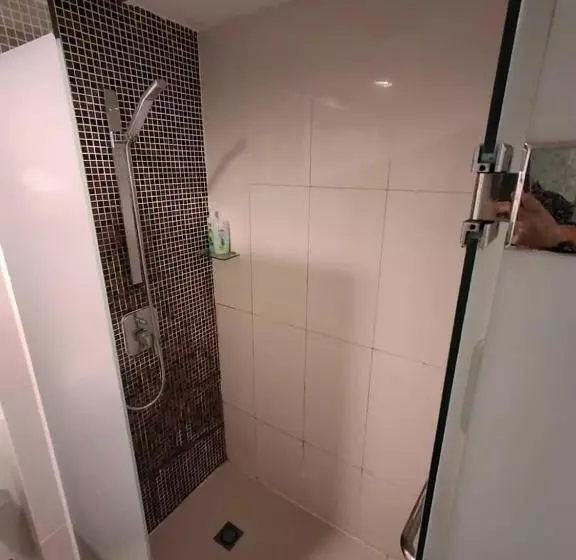 Stay In Kay Kay Hotel Suite At South China Sea Place Suite